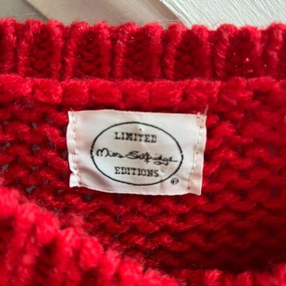 Miss Selfridge Red Cardigan with Embroidered Figures - Picture 5 of 5